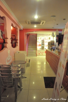 Hongdae Hello Kitty Cafe